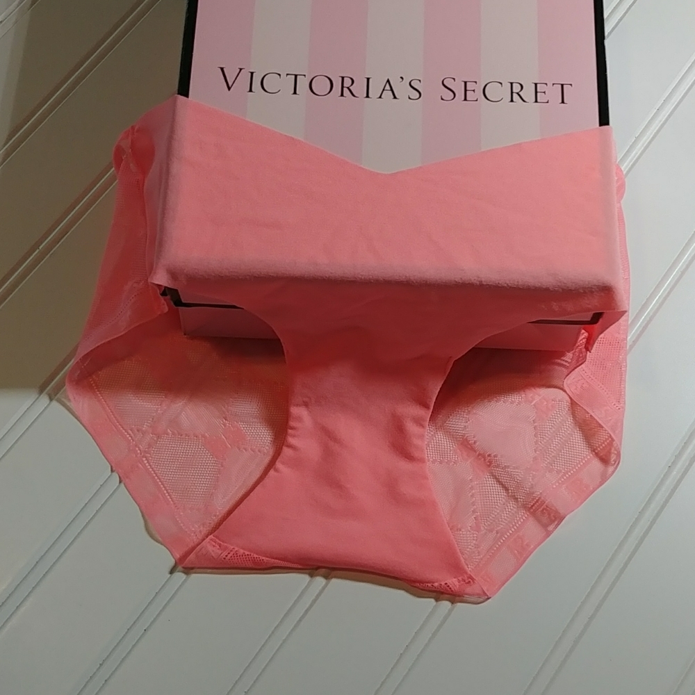 3/$25.- VS Seamless Coral Hipster Panty - Picture 1 of 8